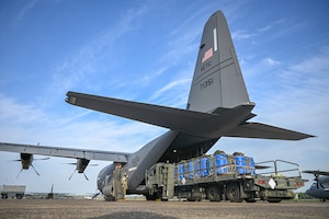Airmen assigned to the 314th Airlift Wing load cargo during a C-130J Super Hercules Weapons System Council formation flight at Little Rock Air Force Base, Arkansas, April 11, 2025. The event brought together key leaders and subject matter experts from across 23 wings and the Total Force C-130J enterprise to coordinate future operations, training, and modernization efforts in support of Rapid Global Mobility.