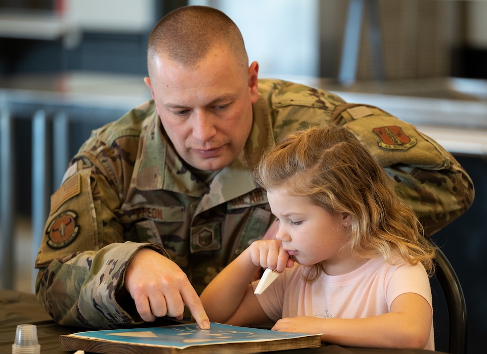 Airman dad with daughter