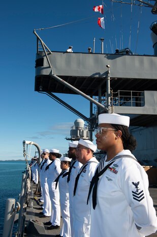250426-N-ZD626-1082
NOUMEA, New Caledonia (April 26, 2025) –Legalman 1st class Sherlandria Ashe, from Buena Vista, Georgia, mans the rails aboard the U.S. 7th fleet Flagship USS Blue Ridge (LCC 19), while pulling into Noumea, New Caledonia for a routine port visit, April 26, 2025. The Blue Ridge and embarked U.S. 7th Fleet staff conduct regular Indo-Pacific patrols to deter aggression, strengthen alliances and partnerships, and advance future warfighting capabilities. (U.S. Navy photo by Mass Communication Specialist Seaman Zachary Del Rio)
