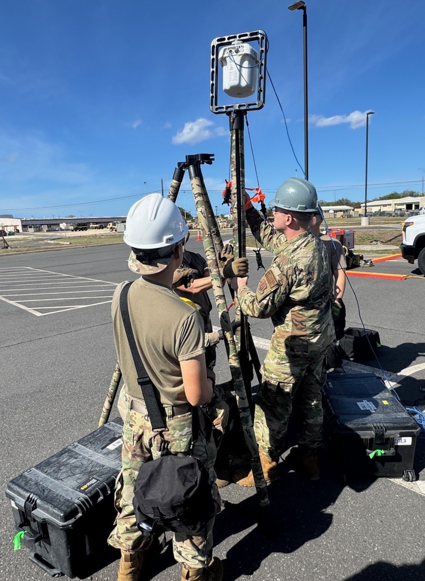 Airmen from the 434th Communications Squadron train with members of the 154th CS at Joint Base Pearl Harbor-Hickam, Hawaii.
