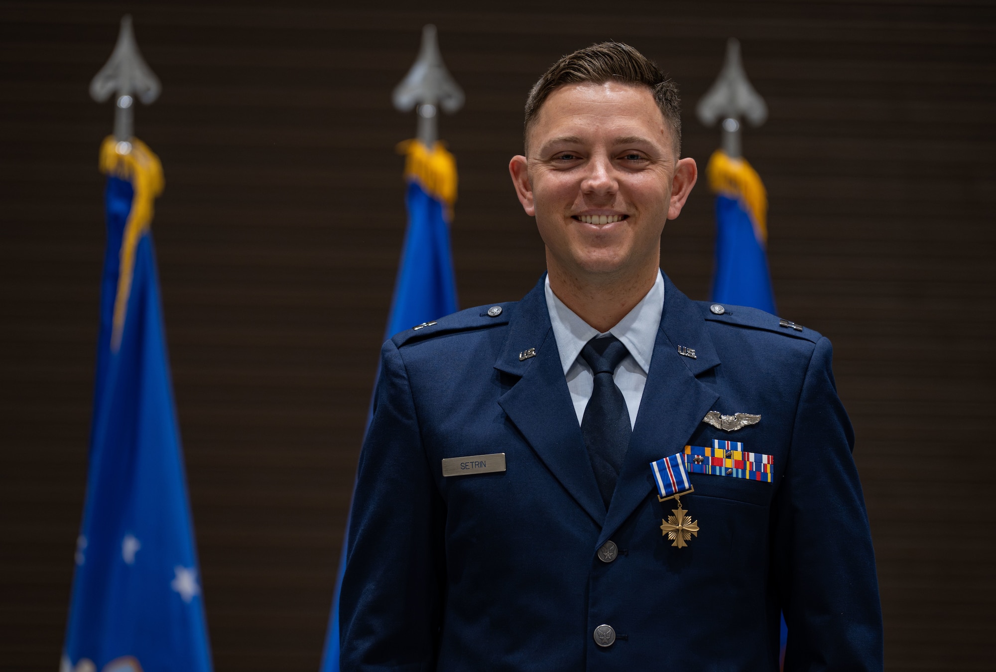 Setrin was recognized for his actions during a high-risk aerial mission where he played a critical role in supporting a large coalition air defense effort by refueling combat aircraft under fire, helping to stop a major Iranian attack and protect allied forces.