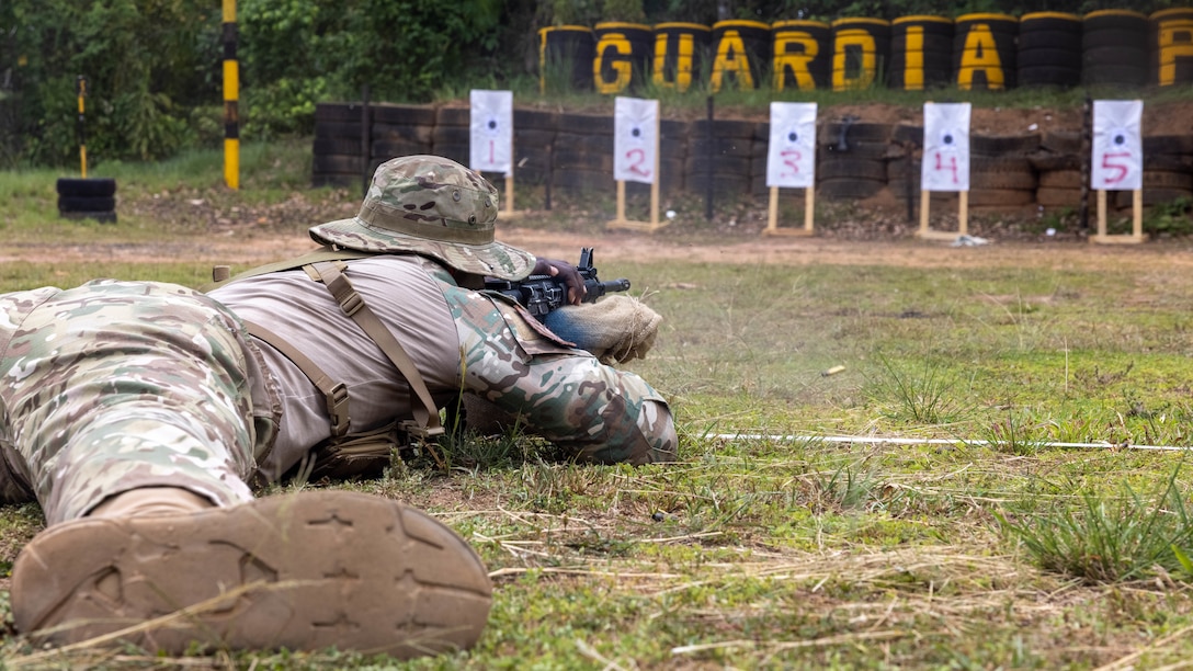 Panamanian security forces zero their rifles in Horoko, Panama, April 19, 2025. U.S. Southern Command is focused on increasing partner nation capacity and interoperability in the region and reflects the United States’ enduring promise of friendship, partnership, and solidarity with the Panamanian people. (U.S. Marine Corps photo by Lance Cpl. Francis Hrosar)