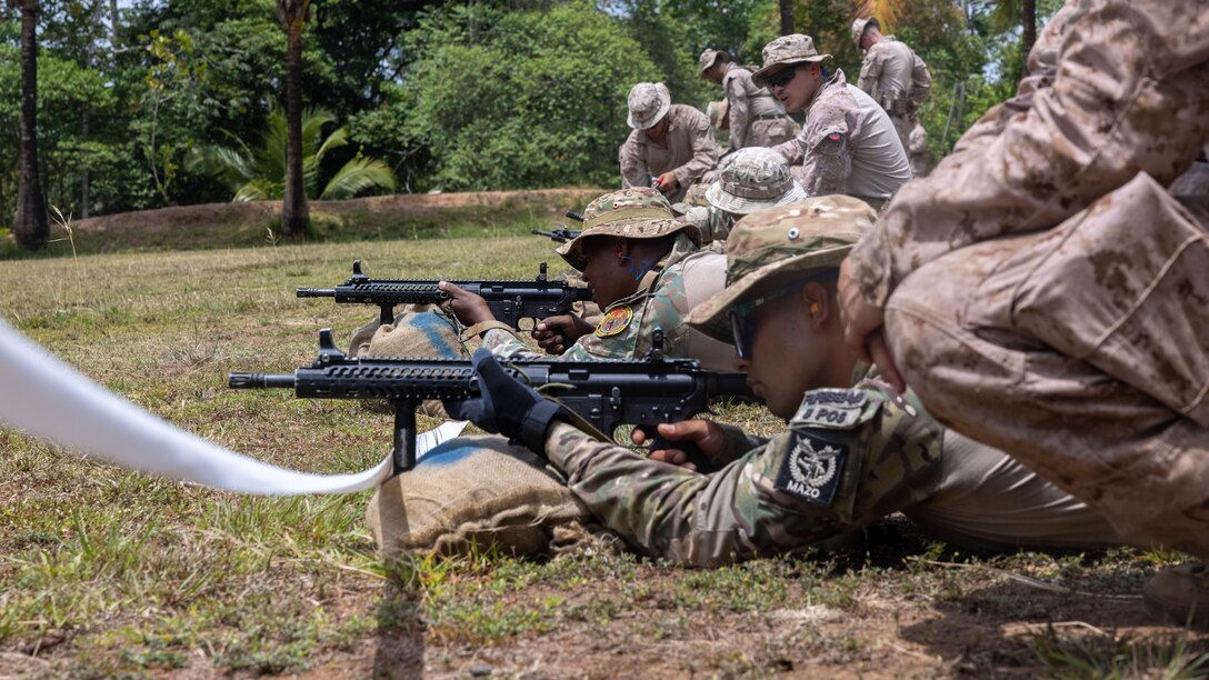 Panamanian security forces zero their rifles in Horoko, Panama, April 19, 2025. U.S. Southern Command is focused on increasing partner nation capacity and interoperability in the region and reflects the United States’ enduring promise of friendship, partnership, and solidarity with the Panamanian people. (U.S. Marine Corps photo by Lance Cpl. Francis Hrosar)