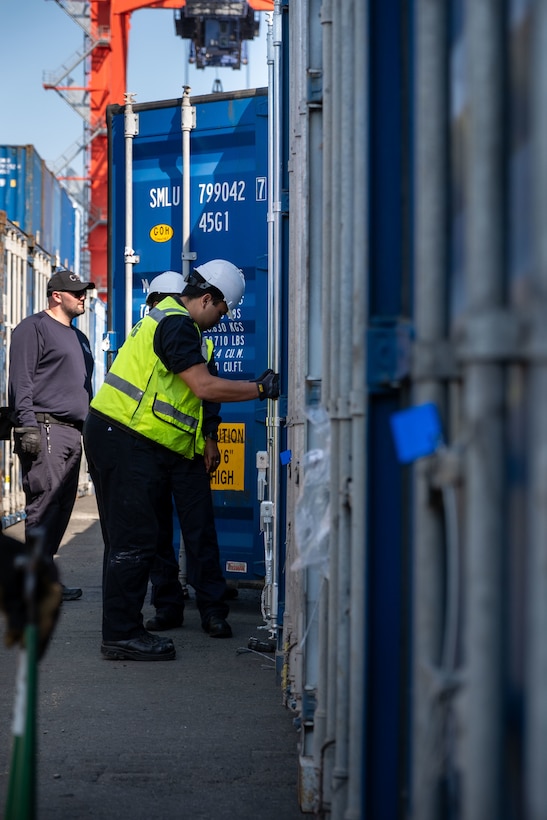 Sector New York Conducts Joint Container Inspections at Red Hook