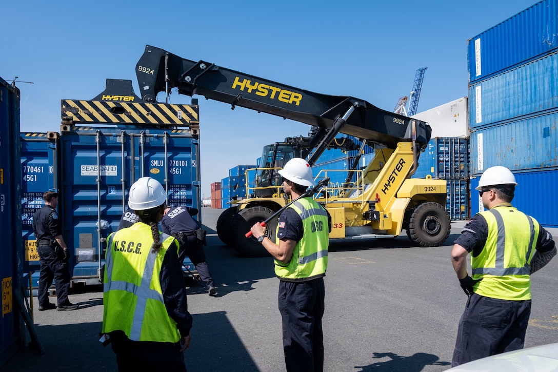 Sector New York Conducts Joint Container Inspections at Red Hook