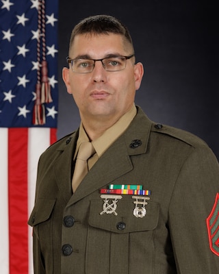 Portrait of Staff Sergeant Jason L. Russell 