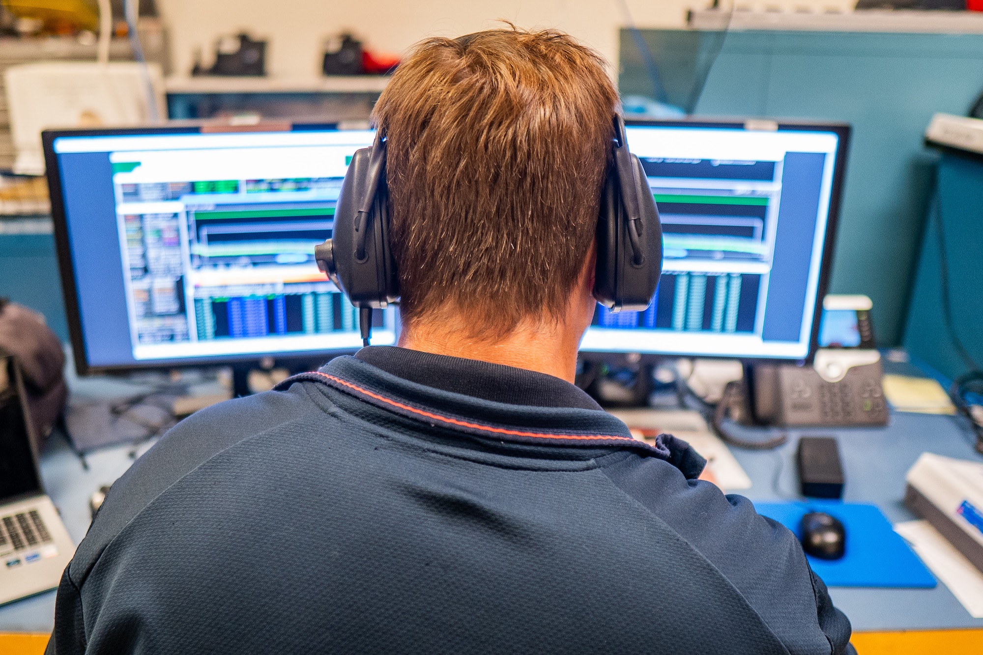 A civilian member assigned to the 25th Space Range Squadron, Space Delta 11, conducts range control operations during exercise Resolute Space 2025 in Colorado Springs, Colo., July 29, 2025. The 25th SRS supported Resolute Space, Resolute Forces Pacific (REFORPAC) and the broader Department-Level Exercise by providing an electromagnetic range environment that enabled exercise participants to train in realistic conditions. (U.S. Space Force photo by Isaac Blancas)