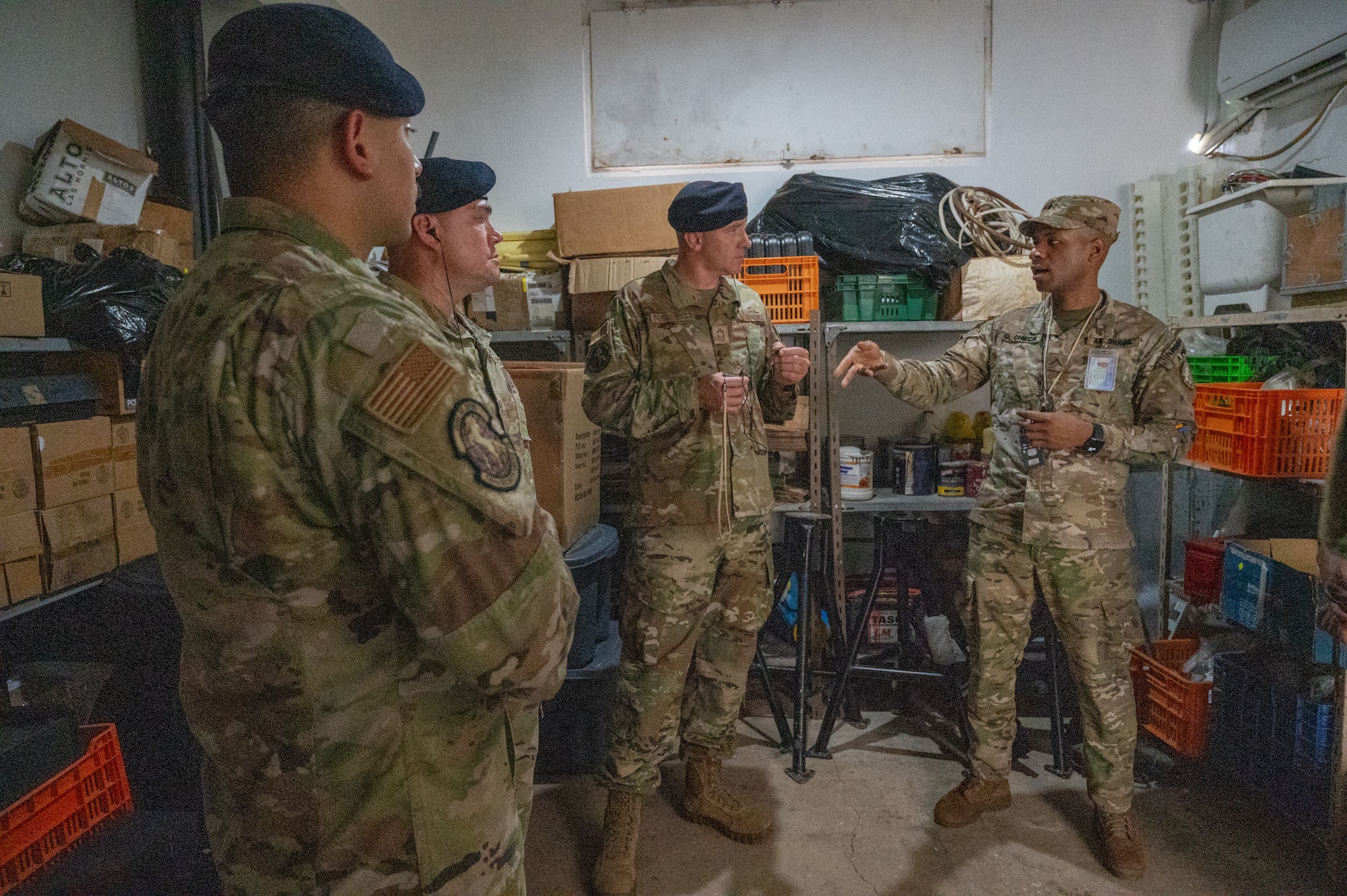 Members with the Missouri National Guard share expertise with the Panama Public Forces during a subject matter expert exchange