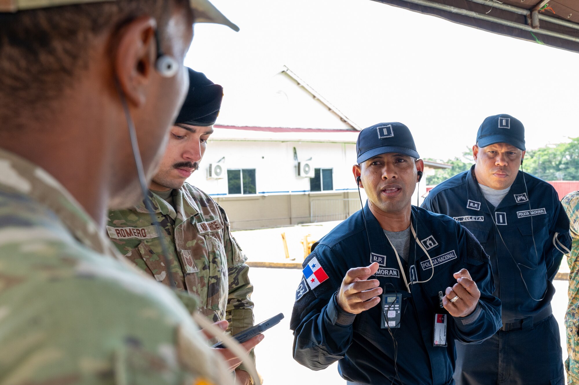 Members with the Missouri National Guard share expertise with the Panama Public Forces during a subject matter expert exchange