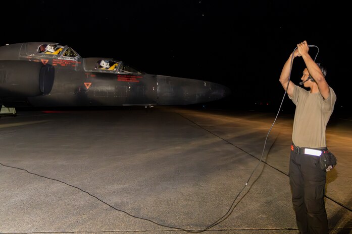 A U.S. Air Force member of the 9th Aircraft Maintenance Squadron prepares a 9th Reconnaissance Wing TU-2S Dragon Lady piloted by Cory “ULTRALORD” Bartholomew, 1st Reconnaissance Squadron (RS) assigned flight safety officer and U-2 instructor pilot, and Lt. Col. “JETHRO”, 1st RS instructor pilot and U-2 chief pilot, at Beale Air Force Base (AFB), California, Aug. 1st, 2025.