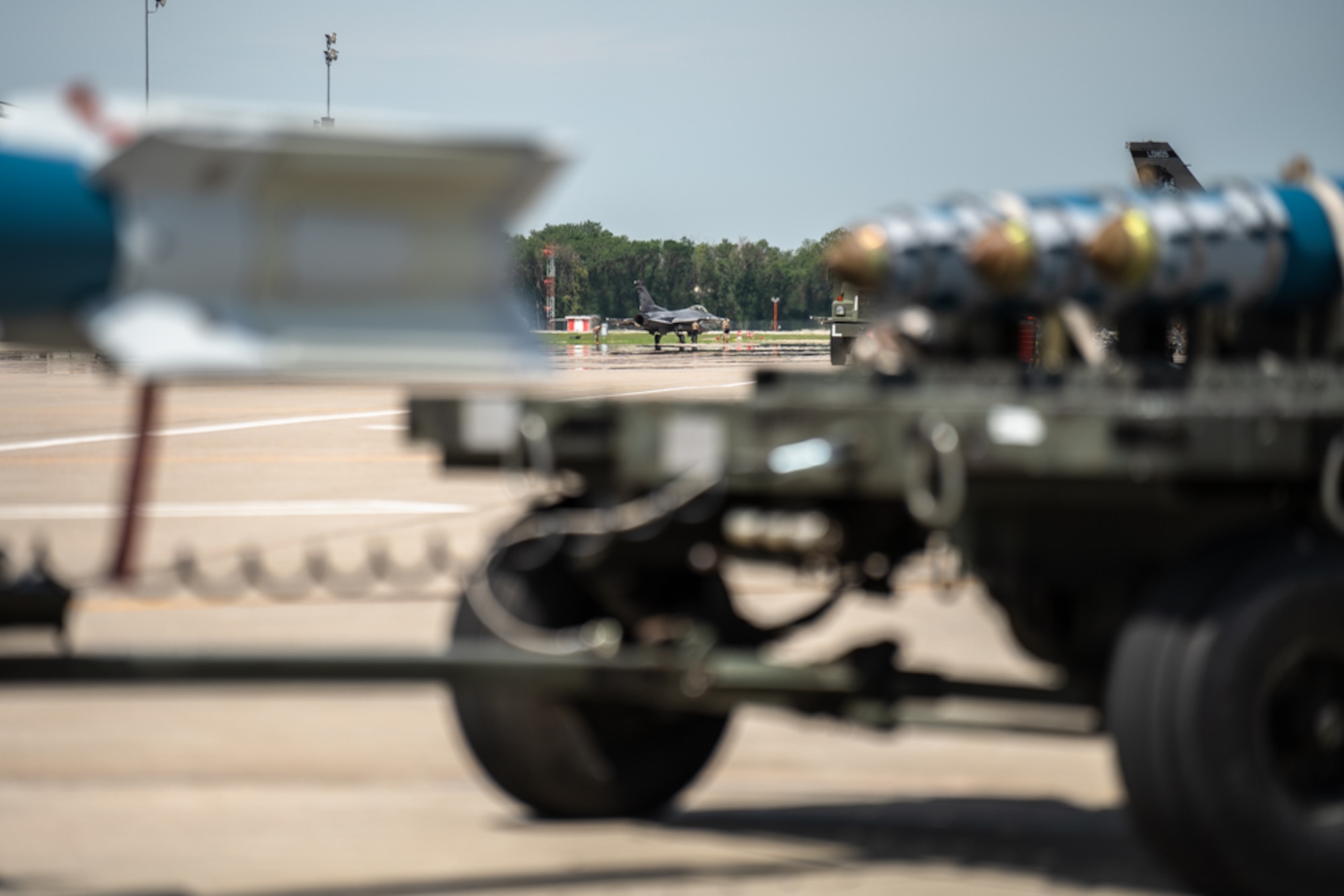 The ICT training focused on cutting ground time through the rapid recovery and relaunch of fighters utilizing hot pit refueling and rapid re-arm.