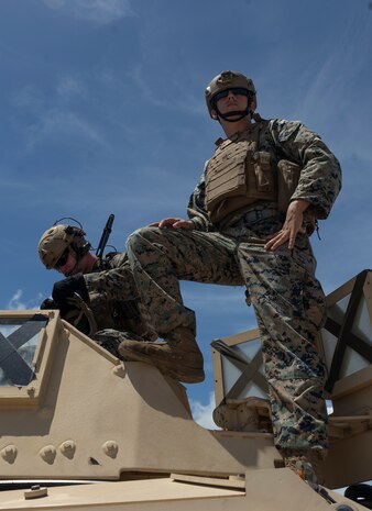 U.S. Marines with 2nd DSB execute external lifts with a JLTV