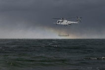 U.S. Marines with 2nd MAW execute external lifts and helocasting alongside U.S. Army Special Warfare Training Group (Airborne)