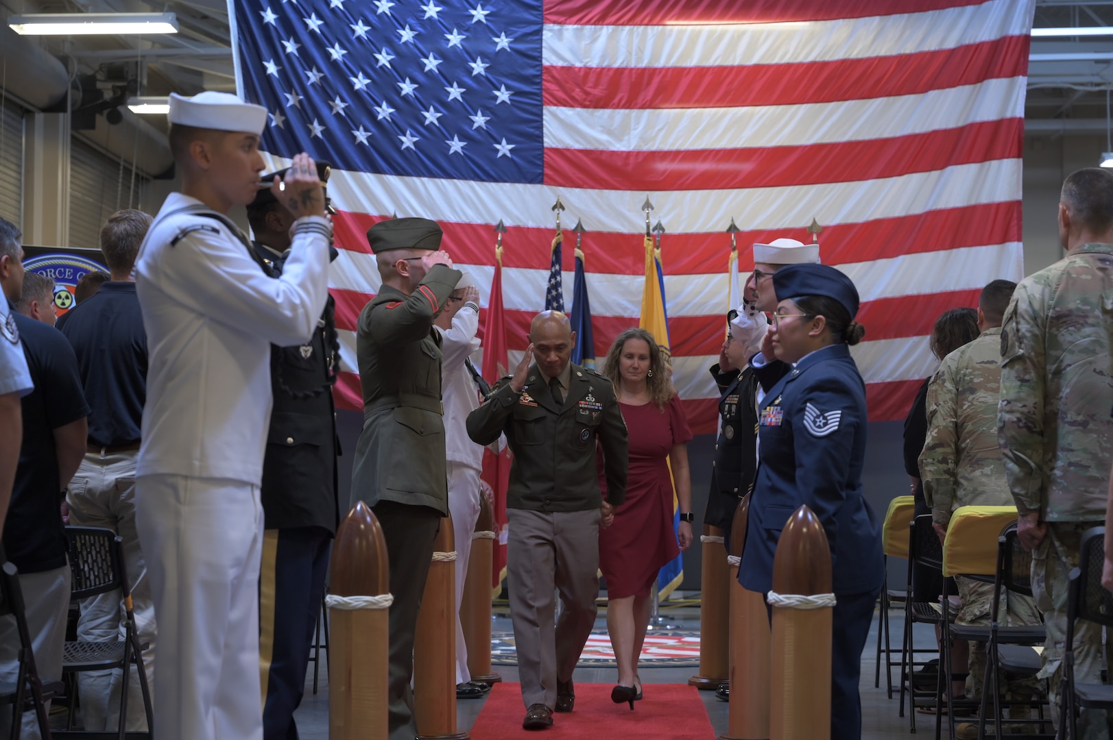 — Joint Task Force – Civil Support (JTF-CS) held a Change of Responsibility ceremony last week to formally transfer the role of Command Senior Enlisted Leader from U.S. Army Command Sgt. Maj. Erano Bumanglag to U.S. Army Command Sgt. Maj. David Silva.
The ceremony, steeped in military tradition, included the symbolic passing of the unit’s colors, a gesture that represents the transfer of authority, trust, and responsibility from one senior enlisted leader to another. Hosted by U.S. Army Brig. Gen. Tanya McGonegal, JTF-CS commander , the event celebrated both the distinguished service of the outgoing senior enlisted leader and the arrival of a new one.