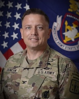 Headshot of COL Kirk Duncan