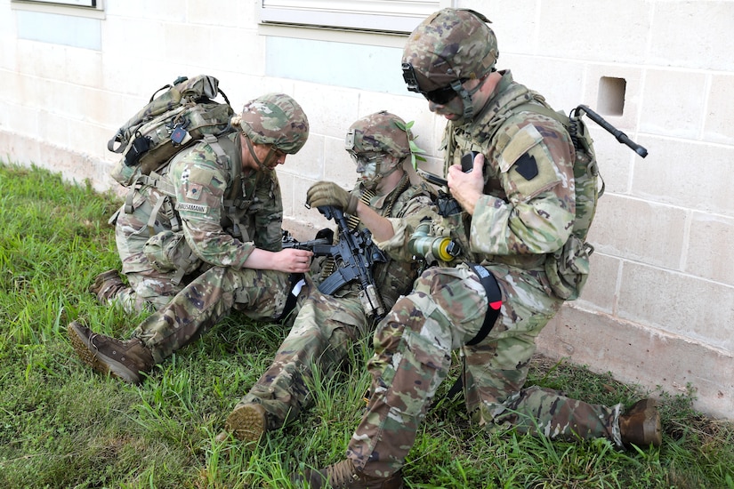 U.S. Soldiers with Charlie Company, 1st Battalion, 109th Infantry Regiment perform combat maneuvers against a simulated enemy force during an exercise at Fort Indiantown Gap, Pennsylvania, July 30, 2025. The Soldiers trained in an intensive 96 hour force-on-force exercise to simulate combat against a capable adversary. (U.S. Army National Guard photo by Staff Sgt. Zachery Jockel)