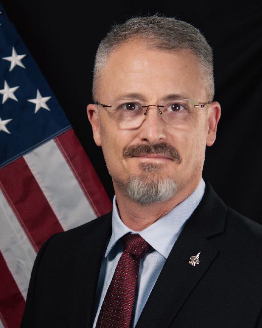 Russell Price headshot