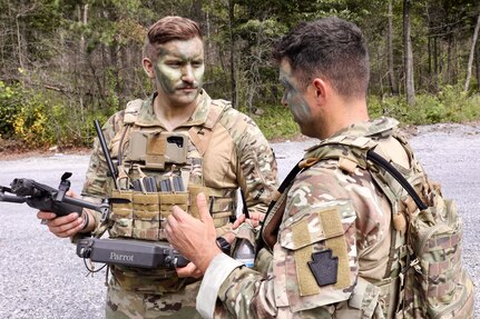 U.S. Soldiers with Charlie Company, 1st Battalion, 109th Infantry Regiment perform combat maneuvers during an exercise at Fort Indiantown Gap, Pennsylvania, July 29, 2025. The Soldiers trained in an intensive 96 hour force-on-force exercise to simulate combat against a capable adversary. (U.S. Army National Guard photo by Staff Sgt. Zachery Jockel)