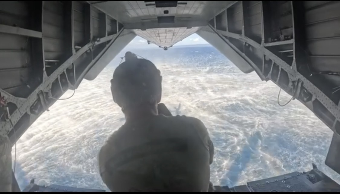 U.S. Navy and Japanese Maritime Self-Defense Forces conduct a