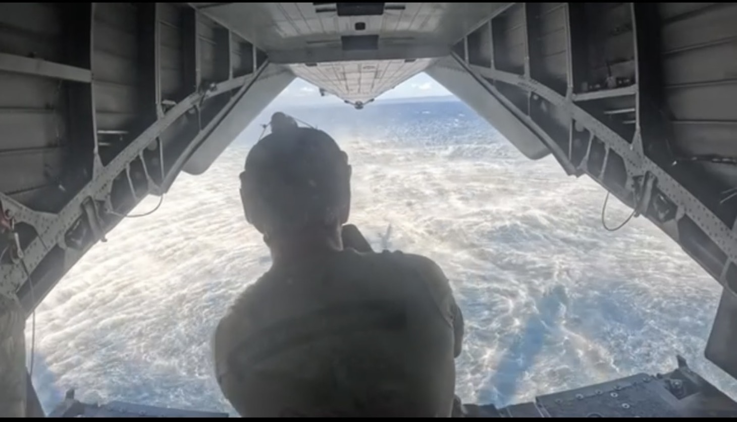 t. Justin Newell prepares to conduct a helo-cast off of an MH-53E Sea Dragon Helicopter from Helicopter Mine Countermeasures Squadron Fifteen (HM-15) during Mine Warfare Exercise (MINEX) 2JA near Ominato, Japan, July 23, 2025.