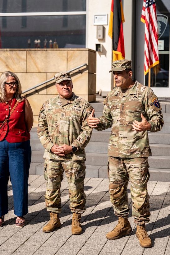 USAREUR-AF holds change of responsibility ceremony at Clay Kaserne