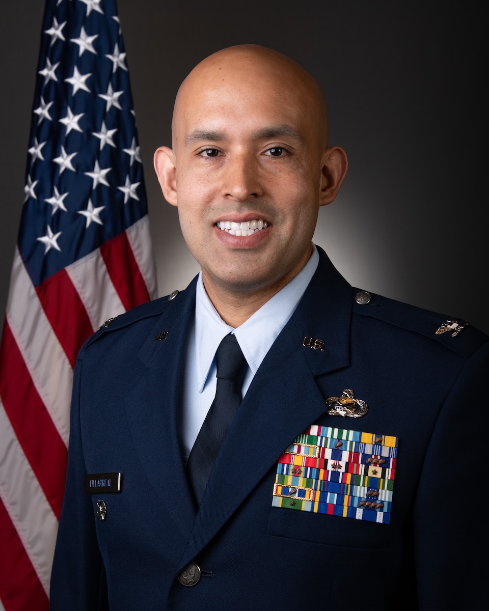 Official bio photo for Col. Omar Villarreal,director of public affairs for Headquarters, Air Combat Command.