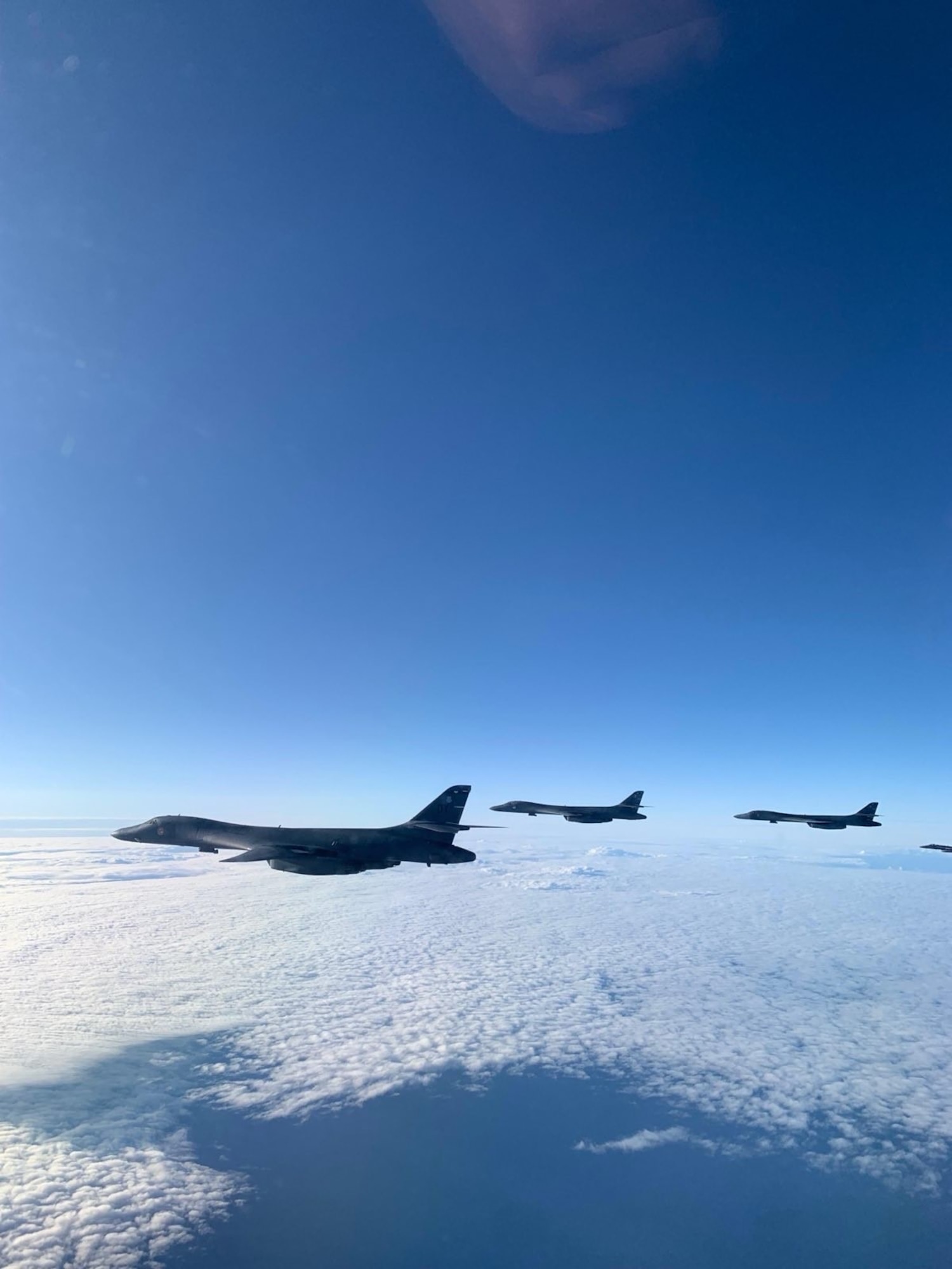 Jets in the sky in formation