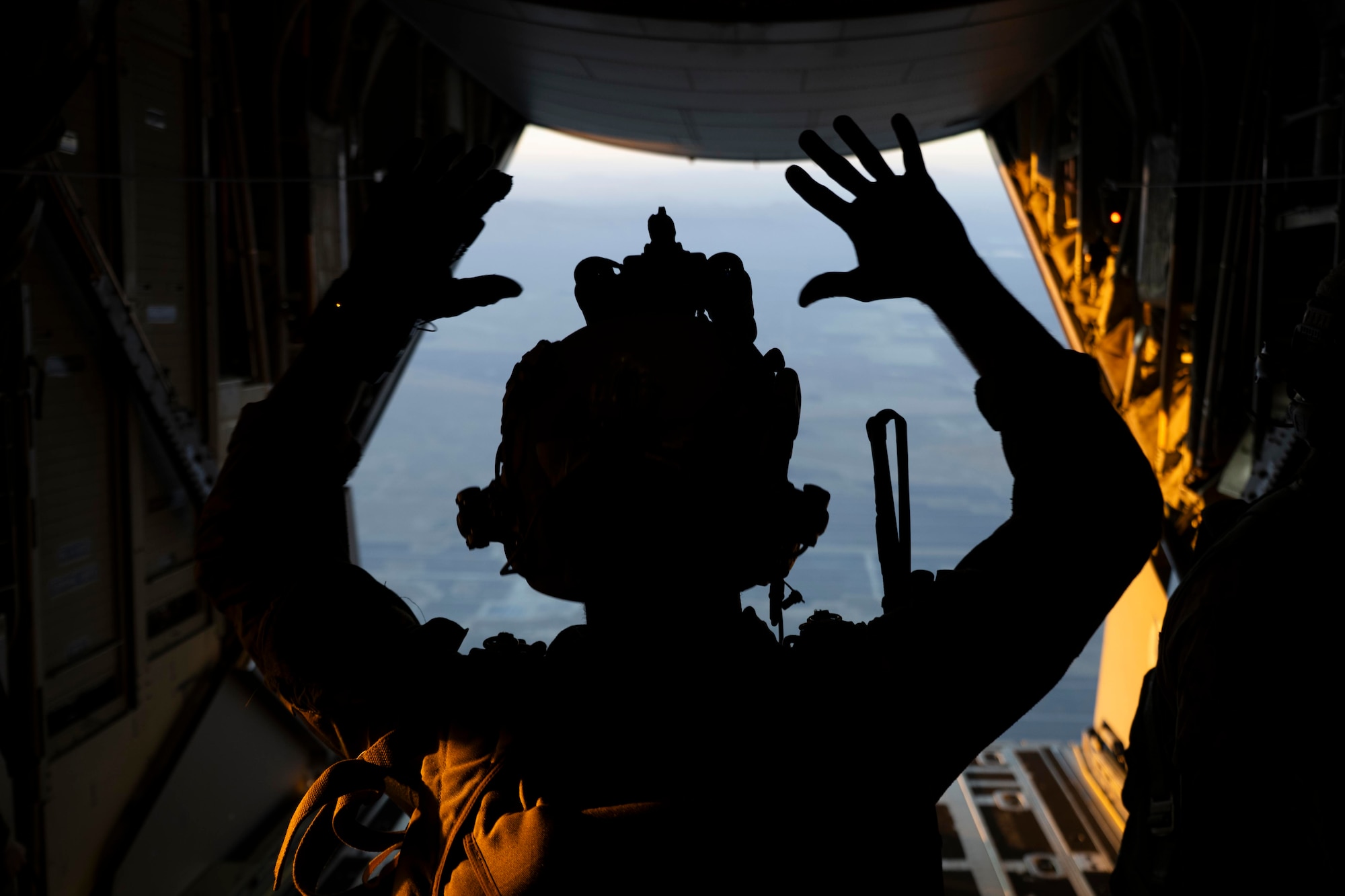 uring Emerald Warrior 25.2, Air Force Special Operations Command validated its Special Operations Task Group and Special Operations Task Unit (SOTU) force presentation, demonstrating its ability to deliver flexible and focused capabilities across the spectrum of warfighting functions.