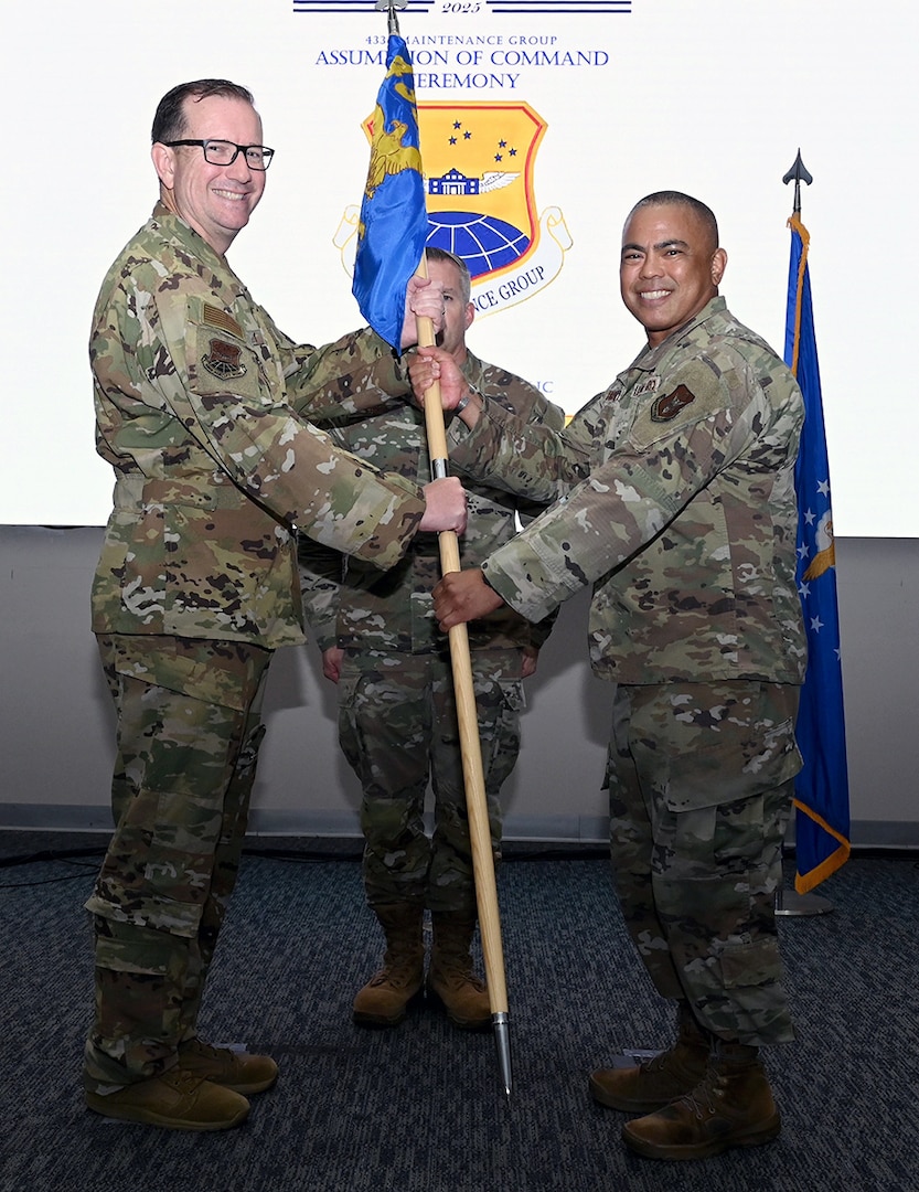 433rd Maintenance Group COC