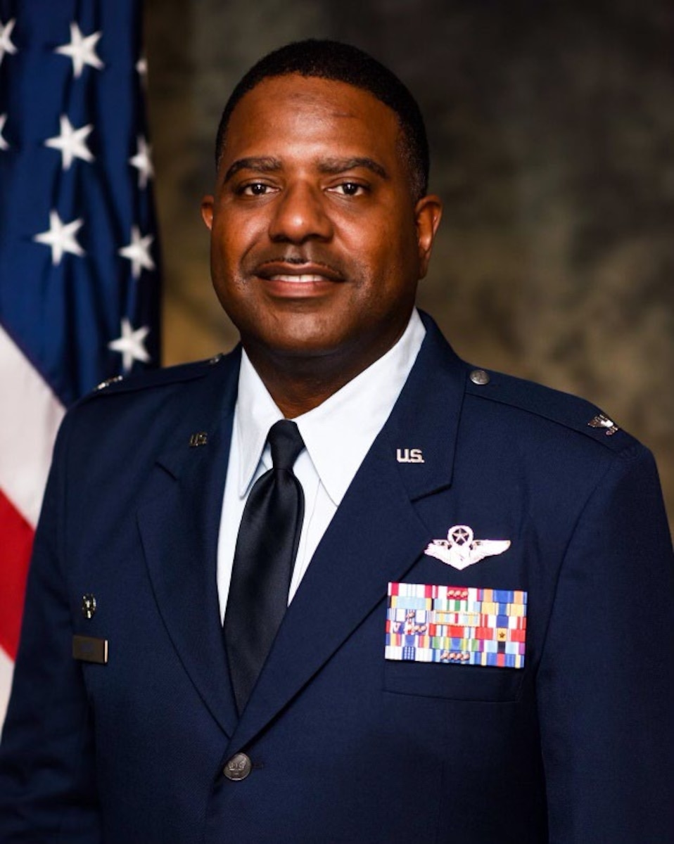 Col. Kendrick Carroll official photo.