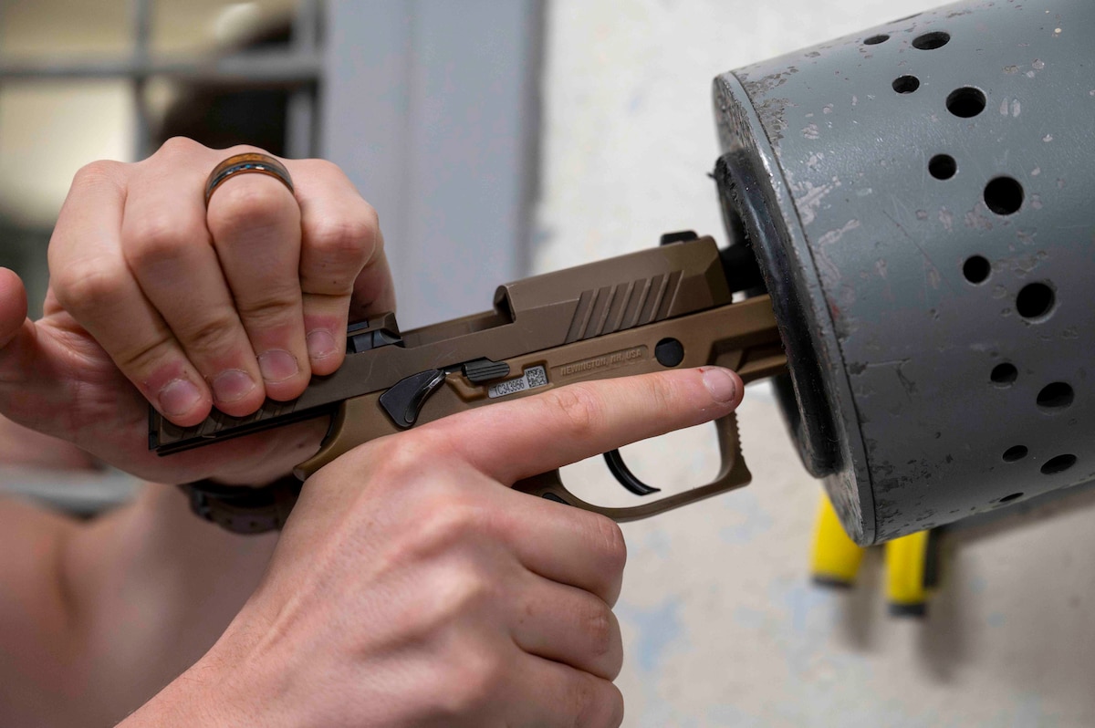 Airman rack safes a weapon.