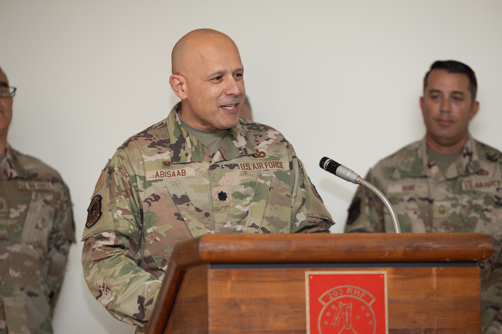 Abisaab at podium