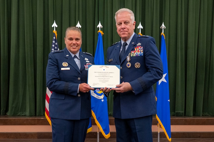 Allen receives Distinguished Service Medal