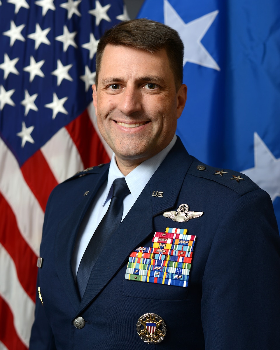 This is the official portrait of Maj. Gen. Mark W. Mitchum.