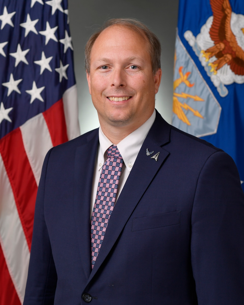 Brian Scarlett official photo