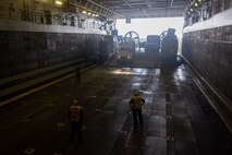 22nd MEU(SOC) | LCAC Onboard Operations Aboard USS San Antonio