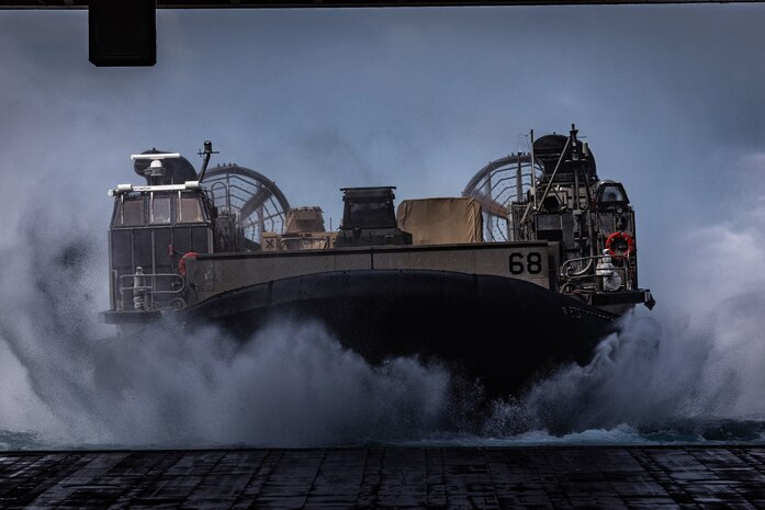 22nd MEU(SOC) | LCAC Onboard Operations Aboard USS San Antonio