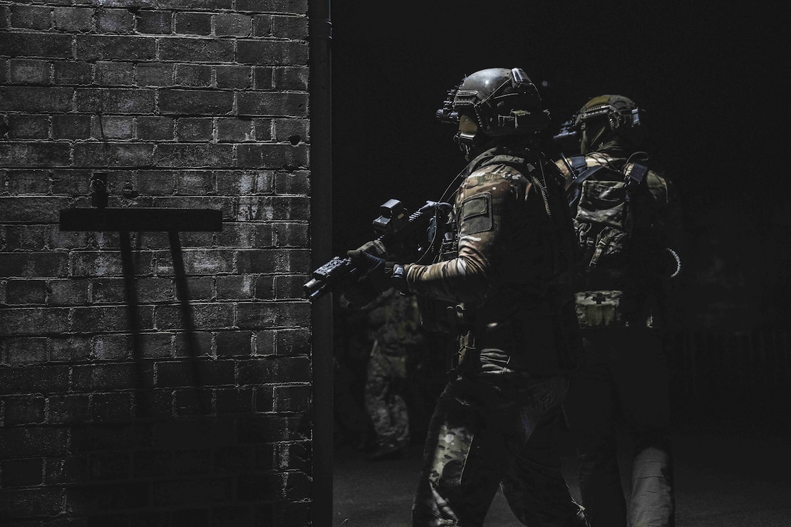 Navy SEALs and Marine Raiders Enhance Combat Readiness during joint training as part of Exercise Talisman Sabre 25.