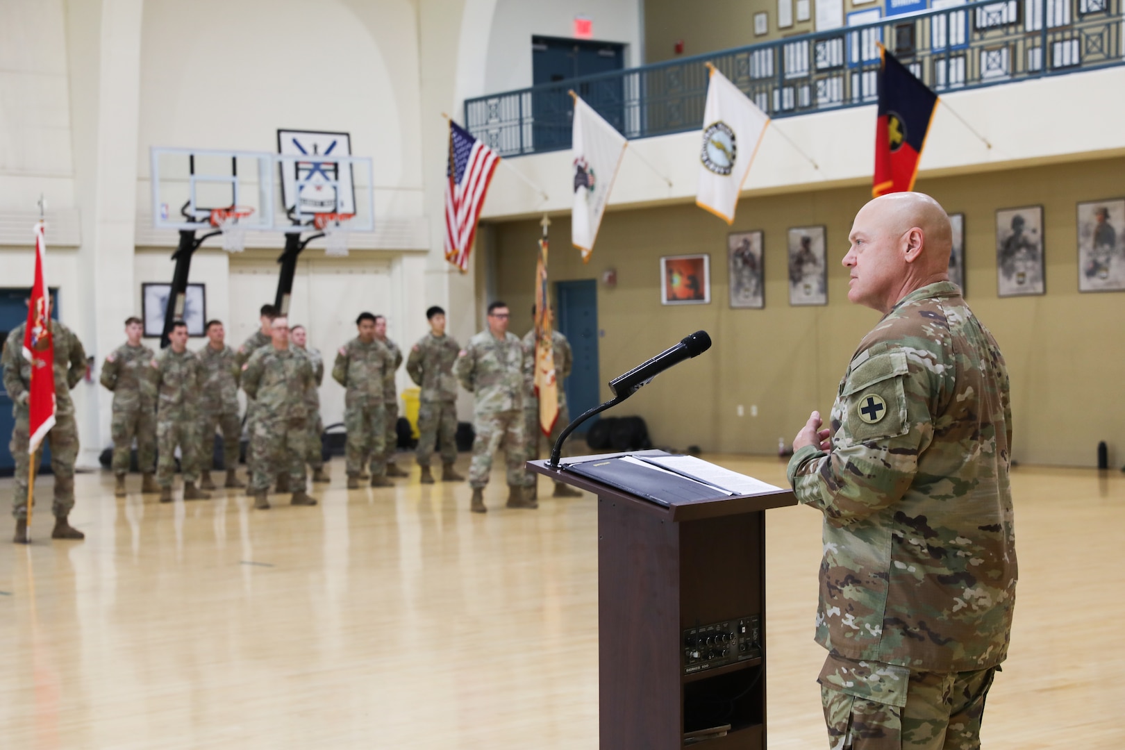 Outgoing commander Col. Hible speaks at the 33d IBCT ceremony.