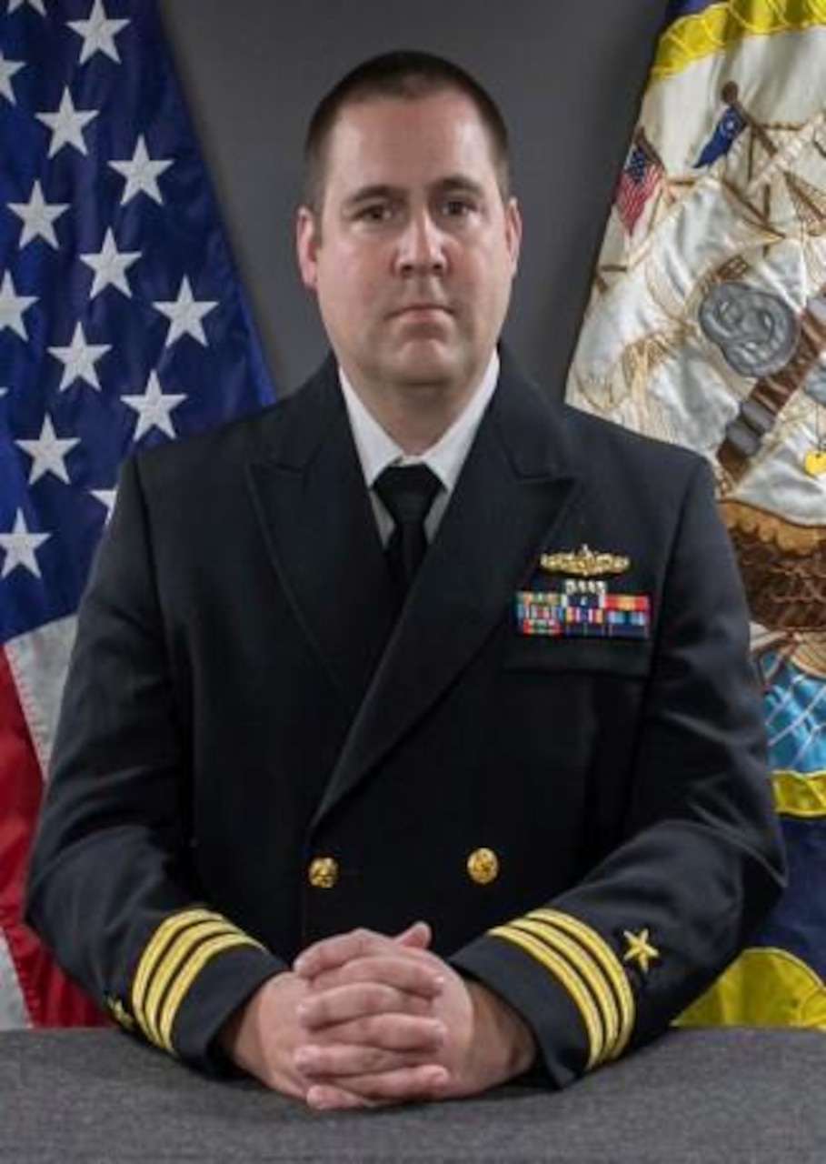Cmdr. CHRISTOPHER PETERSEN