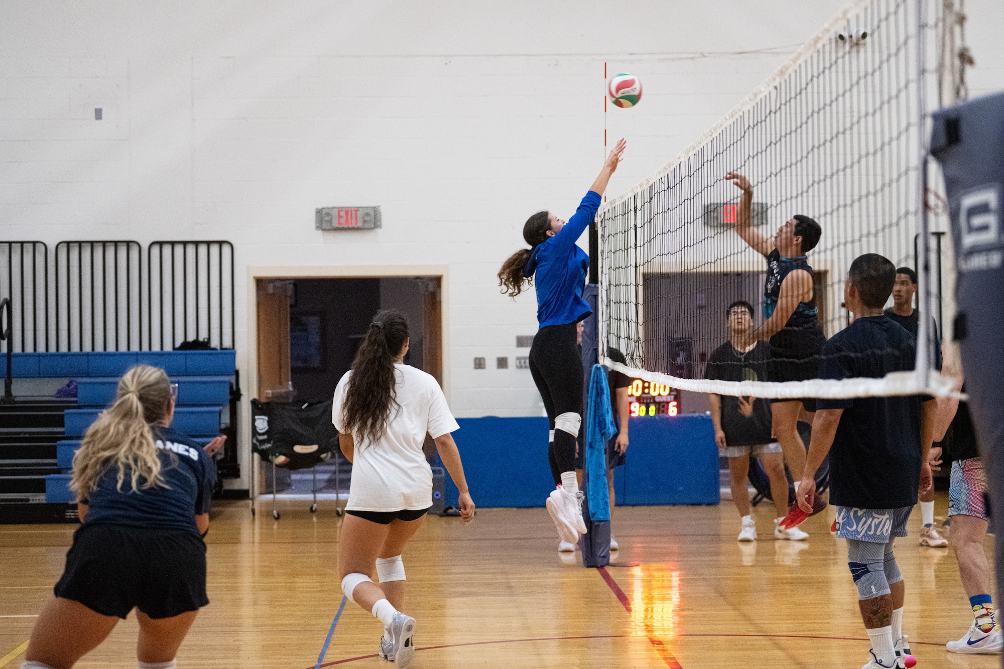 U.S. Air Force 2nd Lt. Jaqueline Gonzales-Brown, 6th Maintenance Squadron fabrication flight commander, practices with MacDill’s Hurricane Varsity Volleyball team at MacDill Air Force Base, Florida, Aug. 13, 2025. The members of the team helped guide and support Gonzales-Brown’s journey of joining the 2025 Department of the Air Force women’s volleyball team. (U.S. Air Force photo by Airman 1st Class Helen Ly)