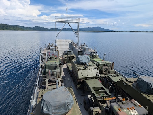 U.S. Army watercraft LCU 2025 “Kings Mountain” executes strategic lift of combat vehicles during SABAK 25, reinforcing the critical role of maritime logistics in enabling warfighting capabilities across the Indo-Pacific. This operation underscores the importance of agile, distributed sustainment in a contested theater.