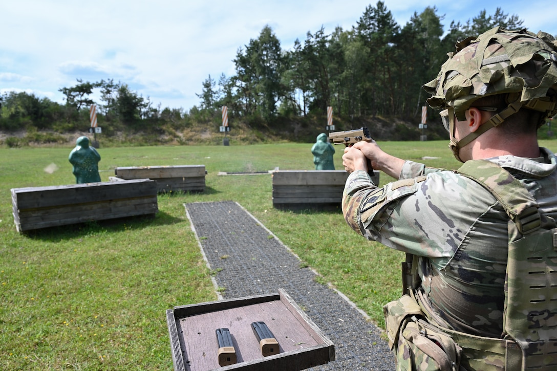 USAREUR-AF Best Squad Competition: M4 Zero and M17 Pistol Qualification