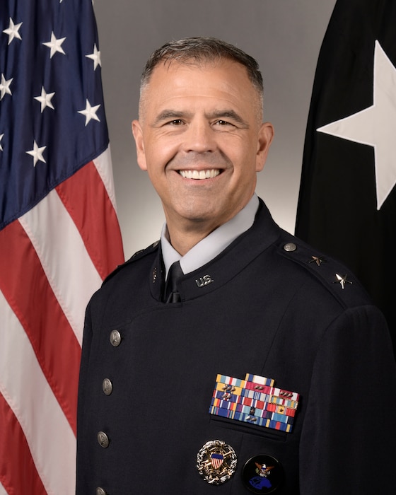 Official portrait of Maj. Gen. Anthony J. Mastalir