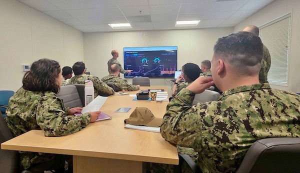 NIOC Pensacola Sets Gold Standard for Reserve Integration