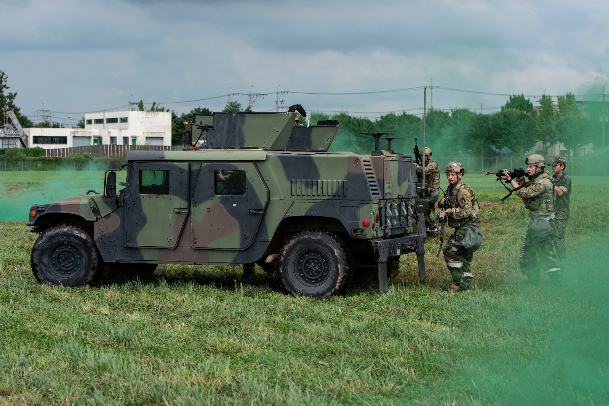 U.S. Air Force Airmen respond to a simulated ground
attack during Ulchi Freedom Shield 25 at Osan Air
Base, Republic of Korea, Aug. 19, 2025.