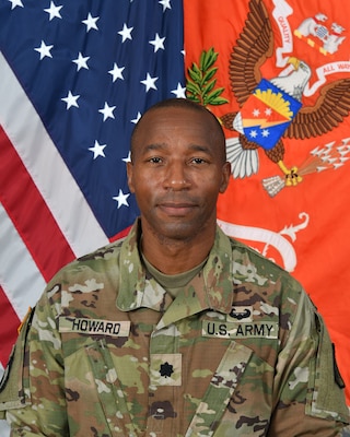Official photo of Lt. Col. Demetrius Howard, Commanding Officer, 369 Signal Battalion, U.S. Army Cyber Center of Excellence.