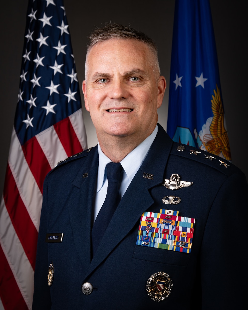 Lt. Gen. Michael G. Koscheski official portrait.