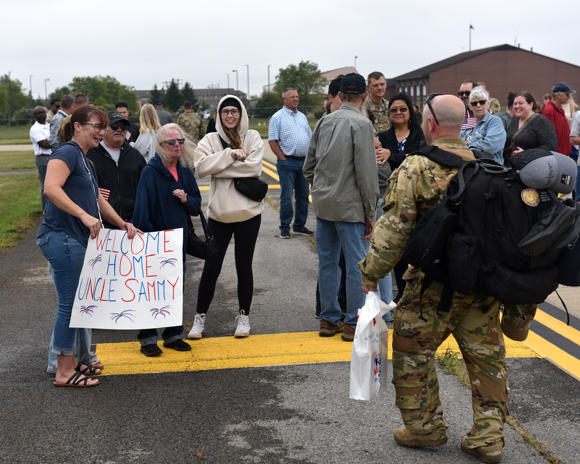 Friends and family welcome home members of the 914th Air Refueling Wing, Aug. 20, 2025, at the Niagara Falls Air Reserve Station, New York, following a four-month deployment overseas supporting global operations.