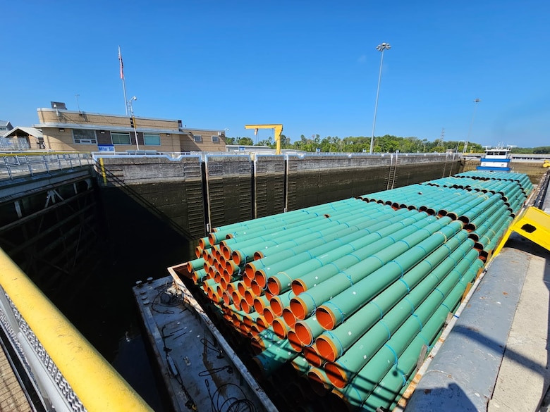Hendersonville, Tenn. — A barge transporting piping passes through the Old Hickory Lock on Thursday, Aug. 22, 2025. The lock, located on the Cumberland River, supports commercial navigation in the region.